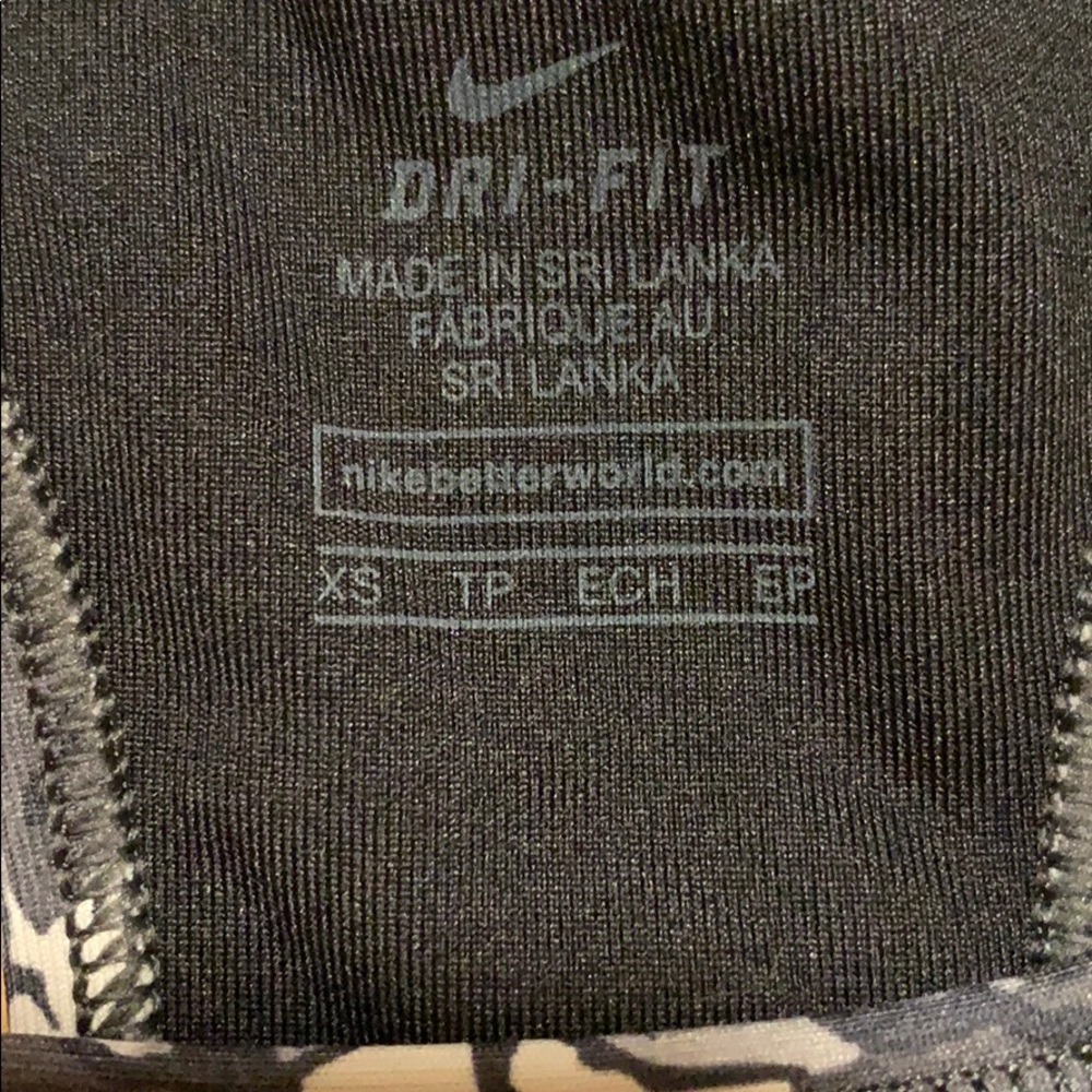 Extra small Nike dry fit sports bra